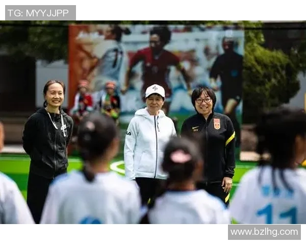 经典足球传奇再现复古风采带你重温球场荣耀时刻 经典足球传奇再现复古风采带你重温球场荣耀时刻