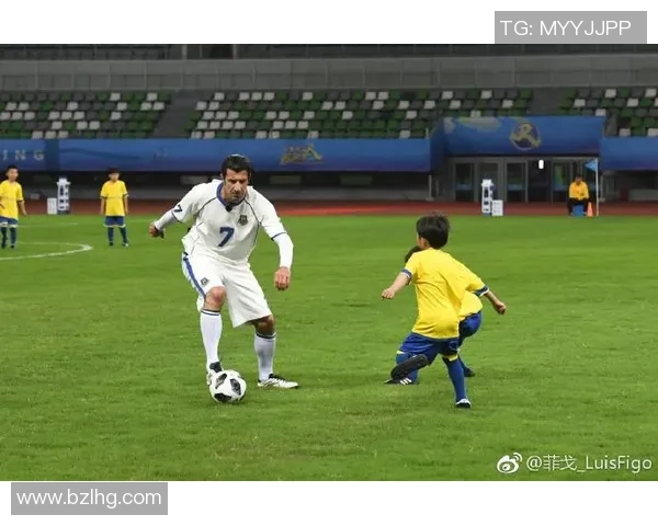 自以为是的足球球星如何在虚幻的光环中迷失自我 自以为是的足球球星如何在虚幻的光环中迷失自我